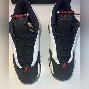Nike Air Jordan 14 retro sneakers